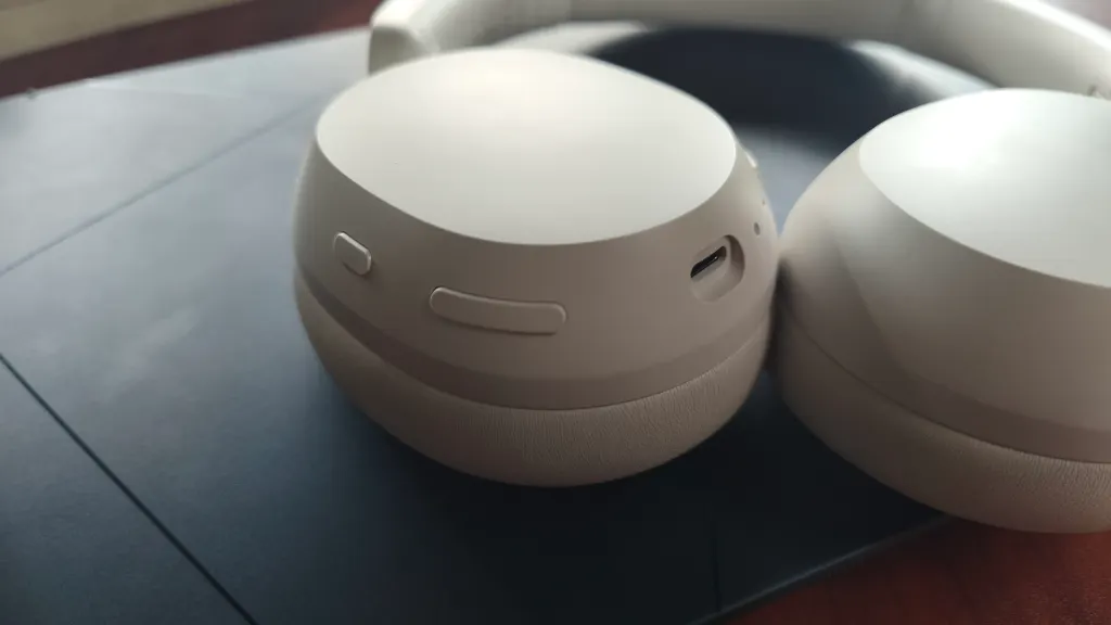 Tombol & Konektor Redmi Headphones Neo